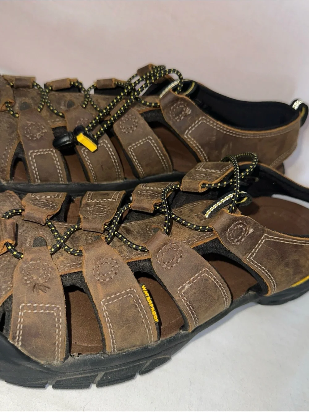 KEEN Brown Leather Men's Closed-Toe Hiking Sandals
